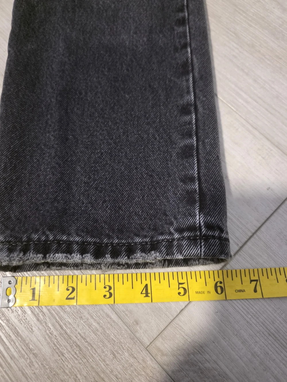 Levi’s Premium Midy Straight Black Washed Jeans Women’s Size 26 - Picture 16 of 16